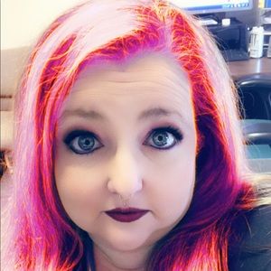 Meet your Posher, Lanena